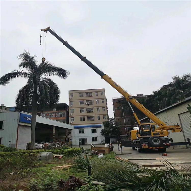 湖南12吨吊车出租一天的收费标准是什么