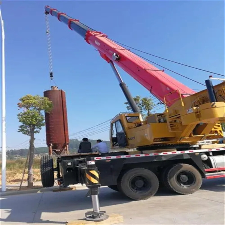 湖南专业吊车租赁多少钱