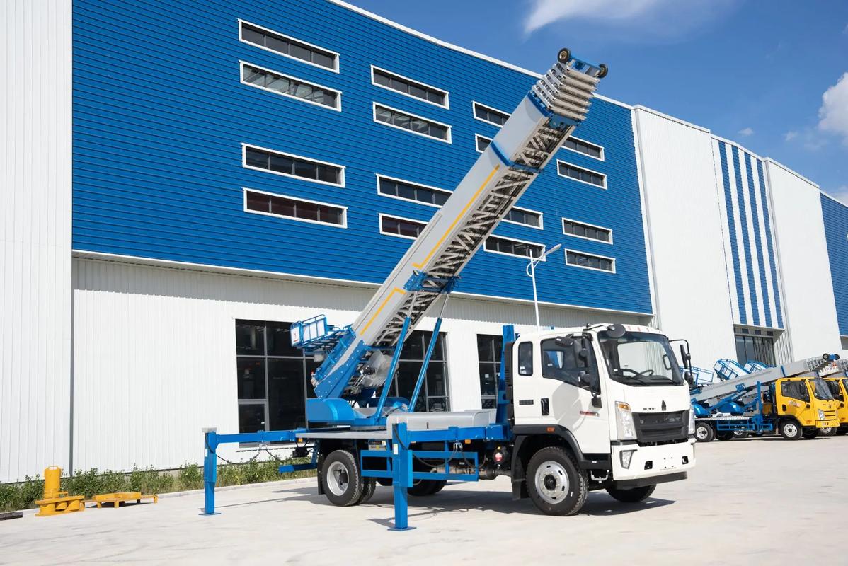 湖南小型云梯车上料车租赁多少钱