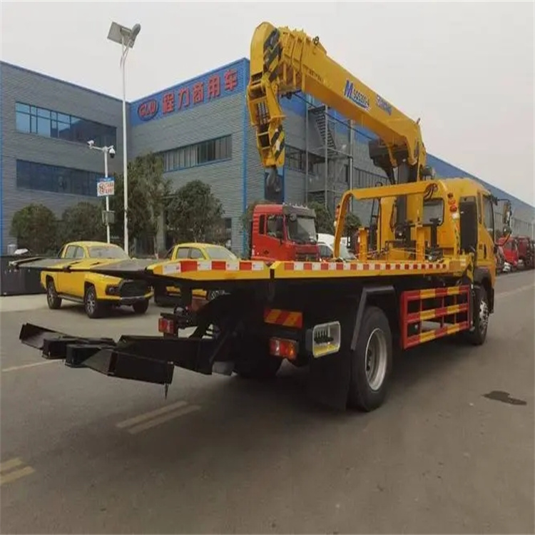 湖南附近小随车吊出租电话，轻松解决搬运烦恼