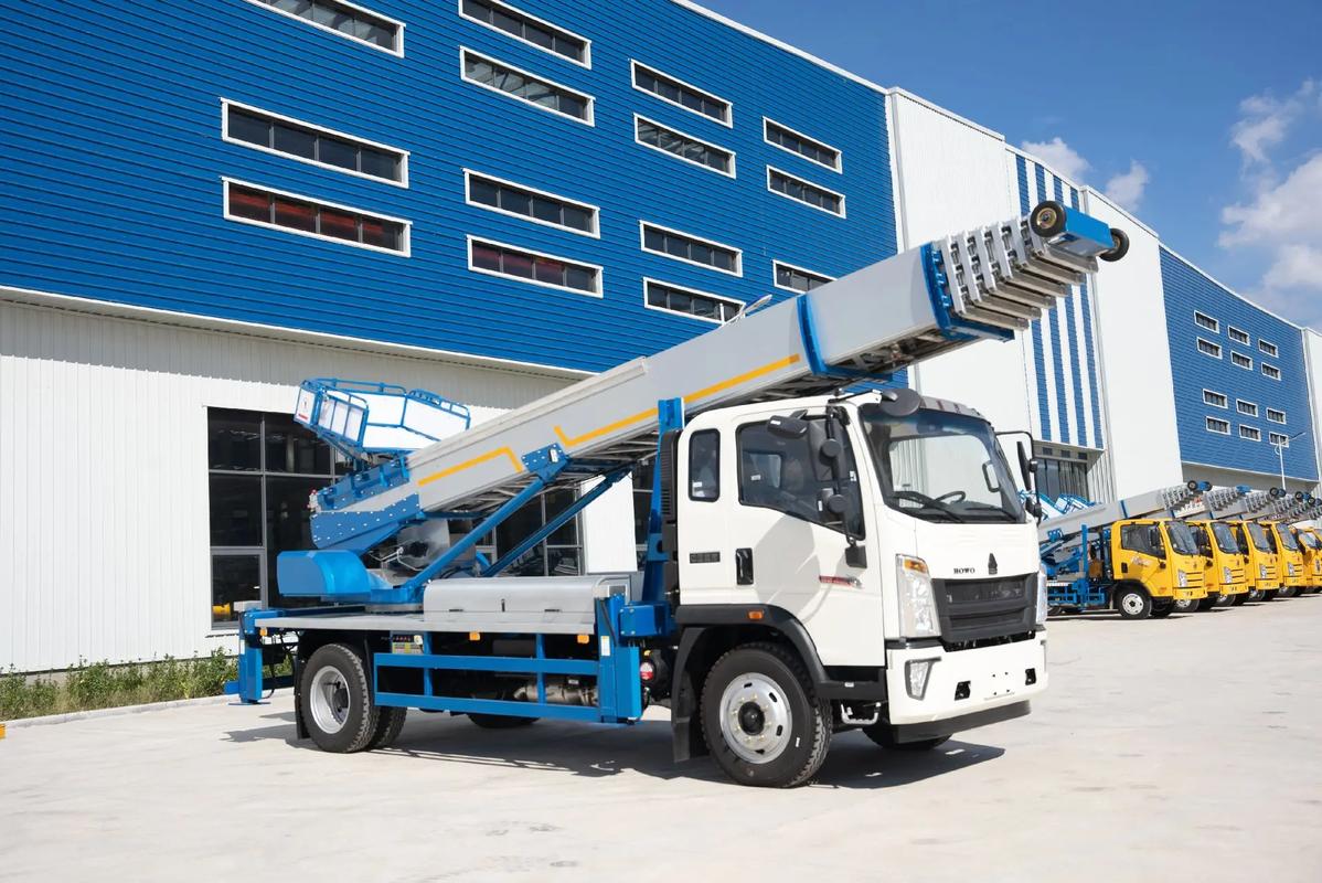 湖南出租云梯车高空作业车 建筑垃圾搬运