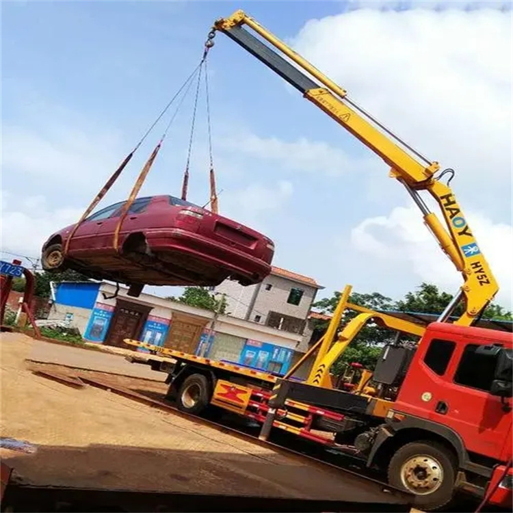 湖南吊车吊汽车的正确方法